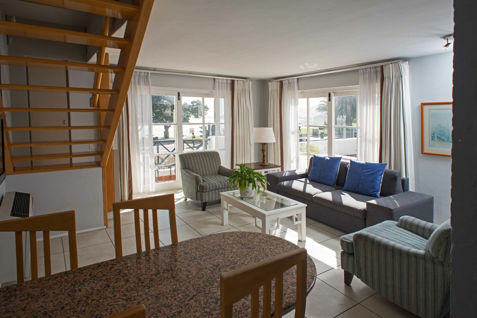 Place On The Bay Self-Catering Cape Town Exterior photo