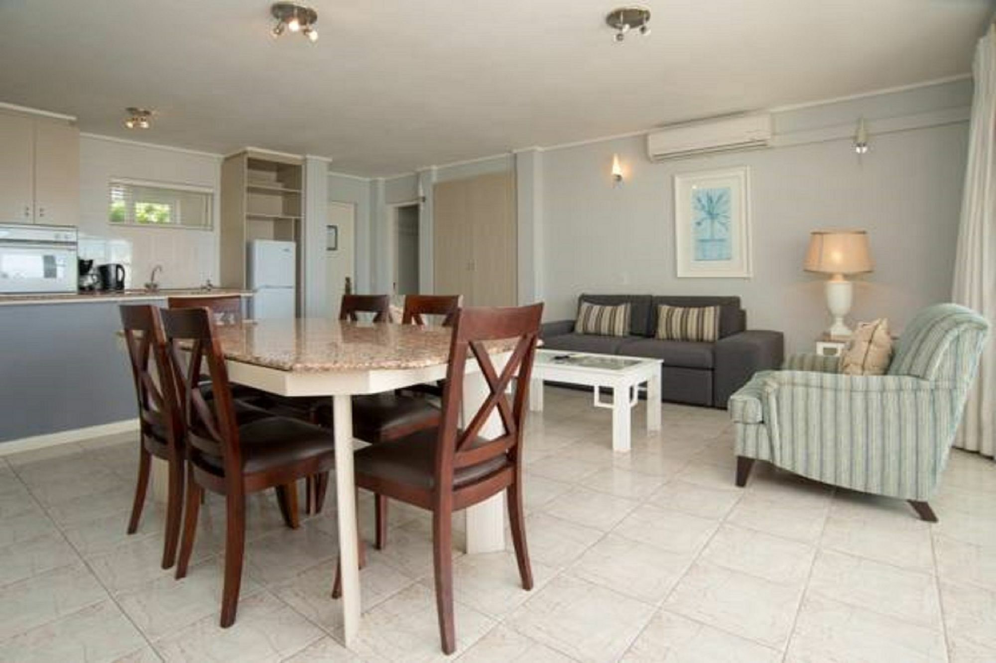 Place On The Bay Self-Catering Cape Town Exterior photo
